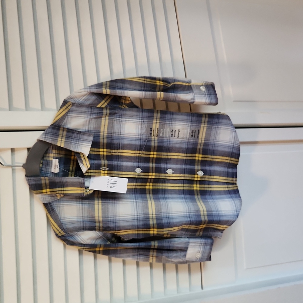 NWT Gap Button Up 18-24mth